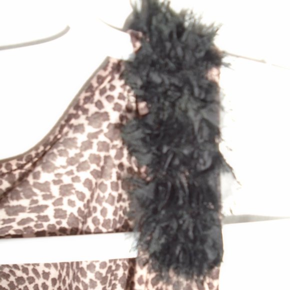 3/$20 MNG Collection leopard print sleeveless top - Picture 3 of 8